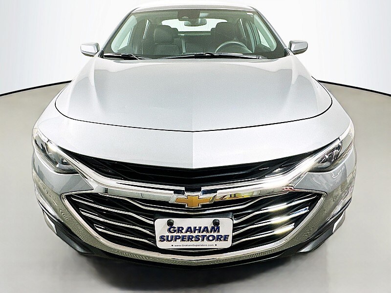 2025 Chevrolet Malibu 1LT photo 2