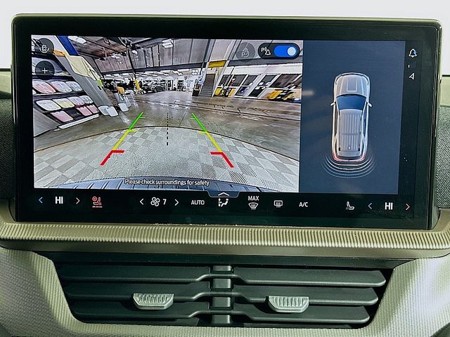 2026 Ford Explorer Active - Photo 15