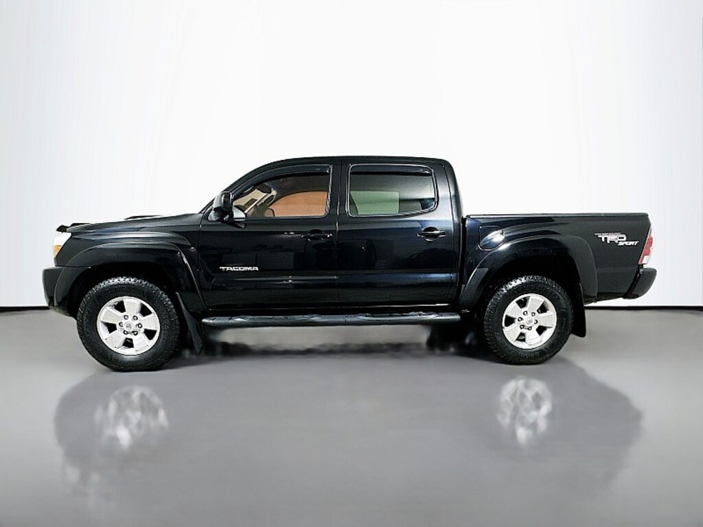 Used 2011 Toyota Tacoma 4WD Compact Truck