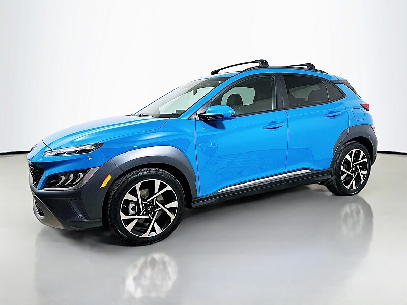 2022 Hyundai Kona Limited photo 3