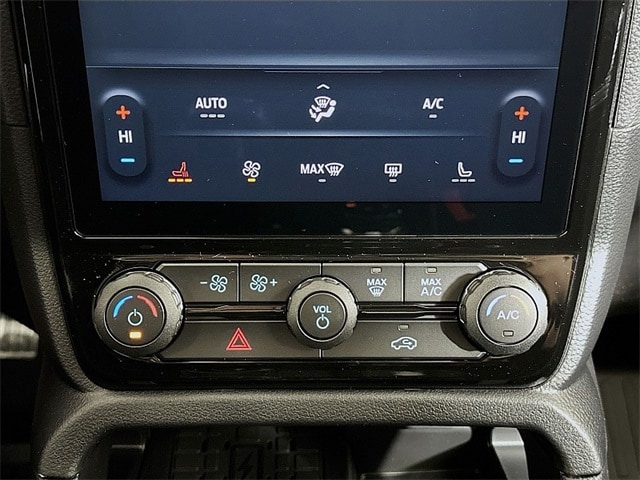 2025 Ford Ranger XLT - Photo 16