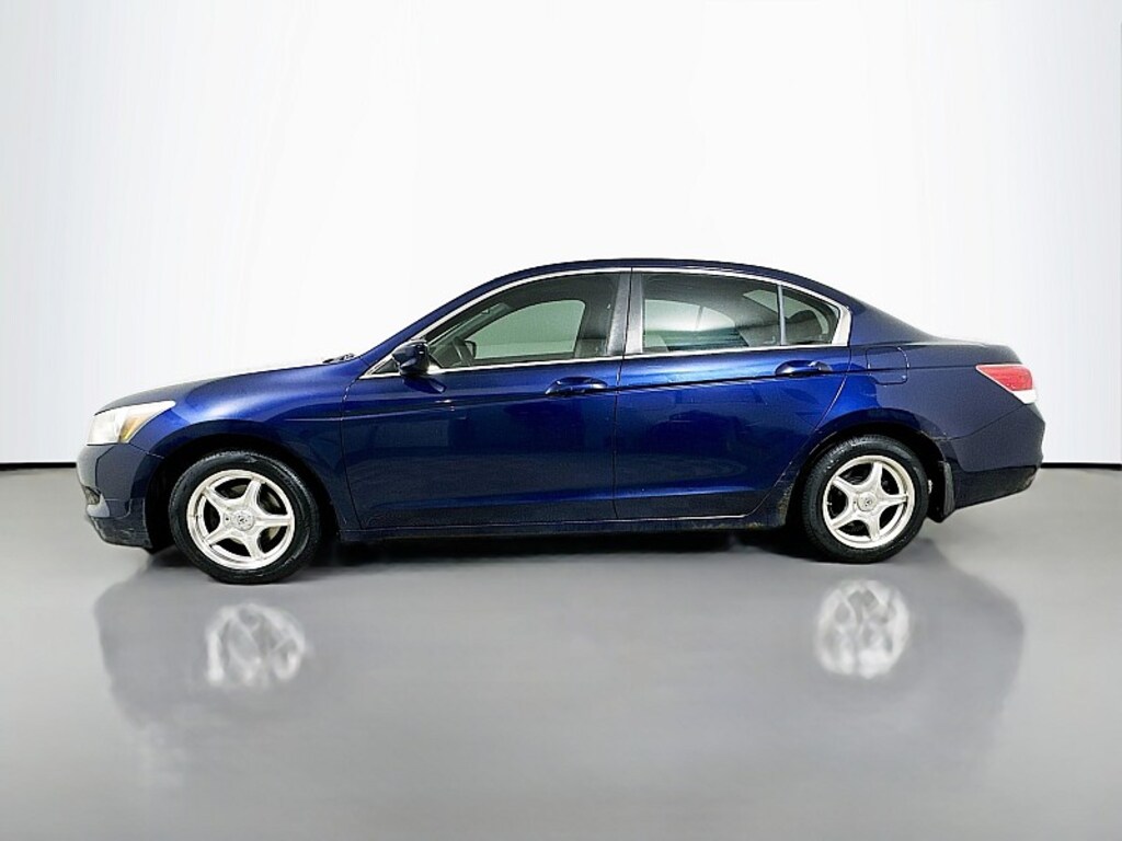 Used 2009 Honda Accord Sedan LX Mid-Size Car