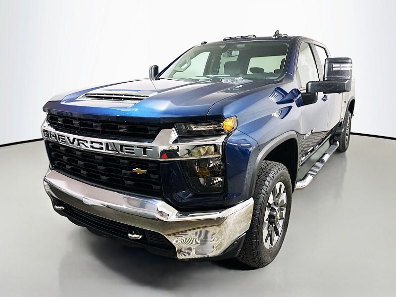 2023 Chevrolet Silverado 2500HD LT photo 2