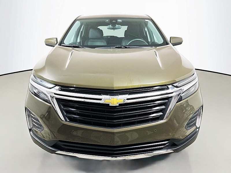 2024 Chevrolet Equinox LT photo 2