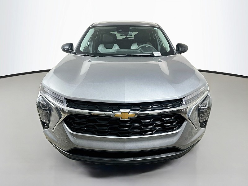 Used 2024 Chevrolet Trax LS Crossover SUV