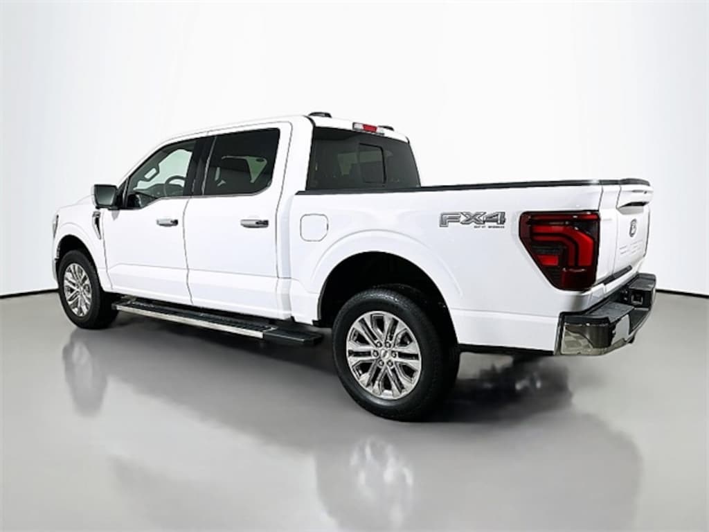 New 2025 Ford F-150 Lariat TRUCK