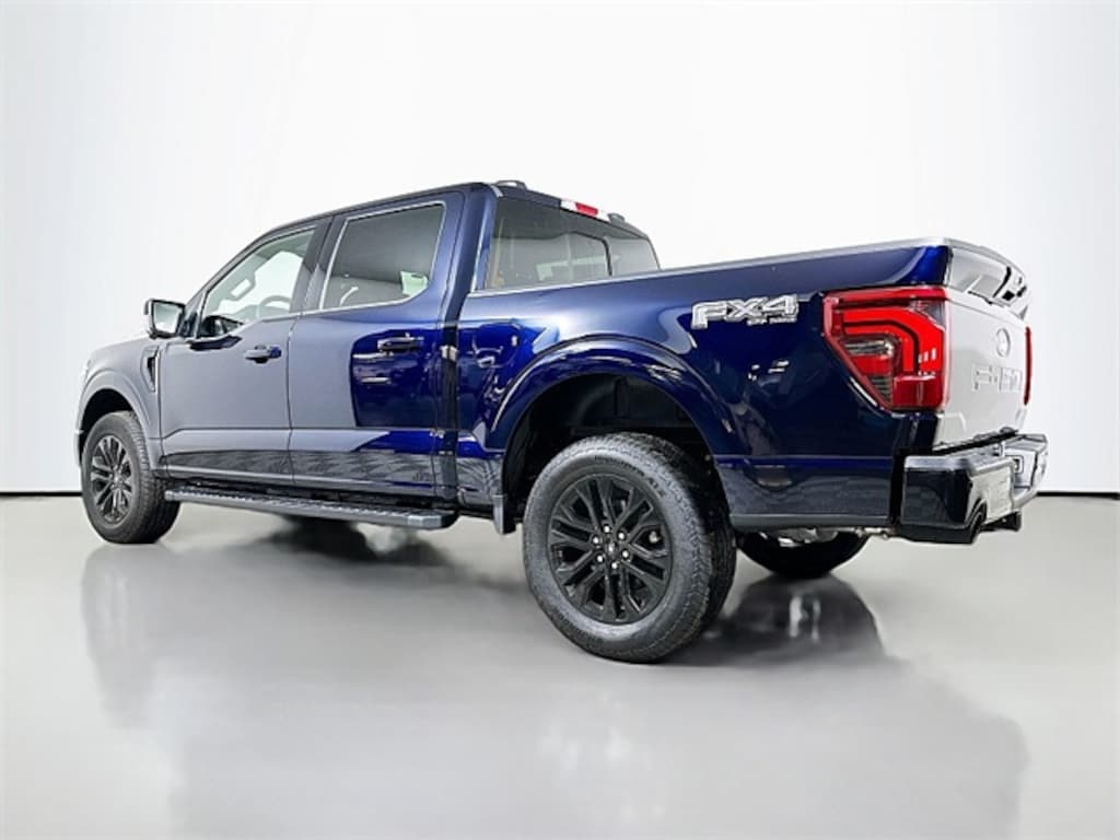 New 2025 Ford F-150 Lariat TRUCK