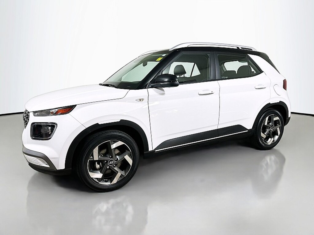 Used 2022 Hyundai Venue Limited Compact SUV