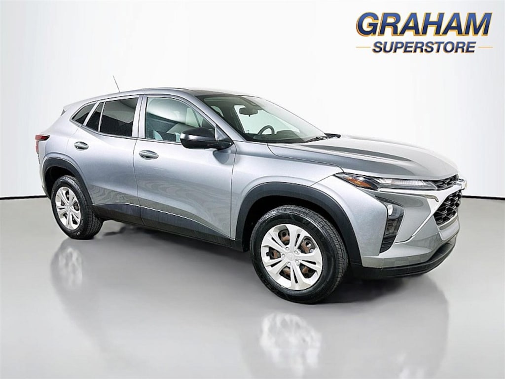 Used 2024 Chevrolet Trax LS Crossover SUV