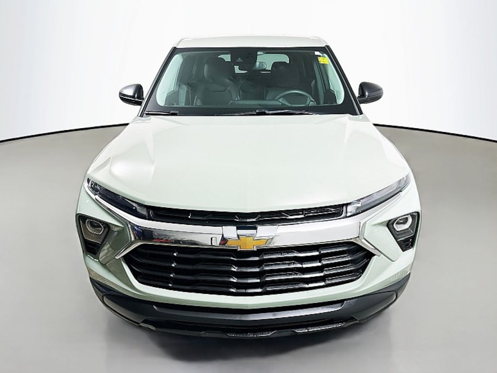 Used 2025 Chevrolet Trailblazer LS Compact SUV