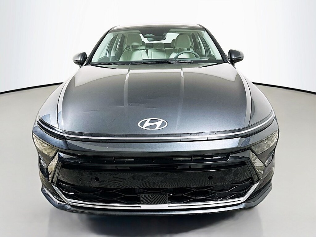 Used 2025 Hyundai Sonata SEL Mid-Size Car