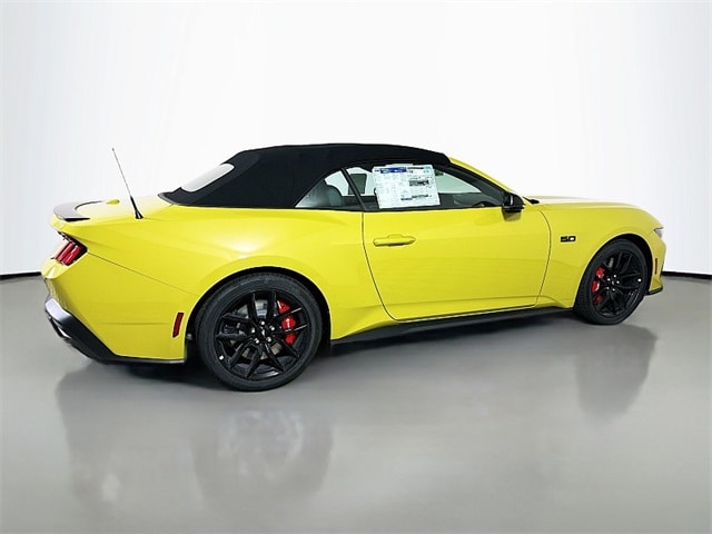 2025 Ford Mustang GT Premium Convertible - Photo 7