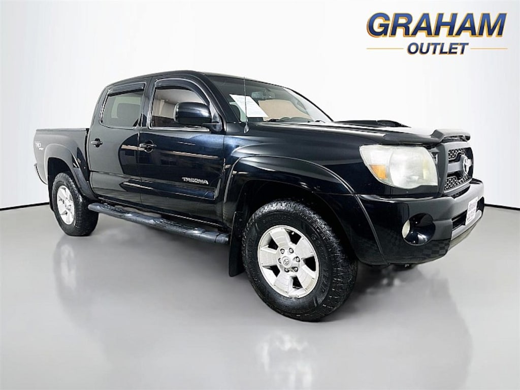 Used 2011 Toyota Tacoma 4WD Compact Truck