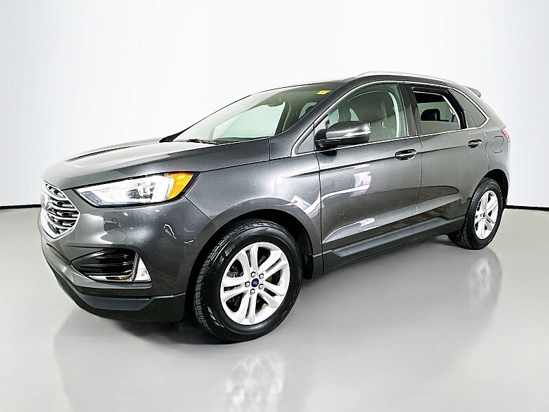 2020 Ford Edge SEL photo 3