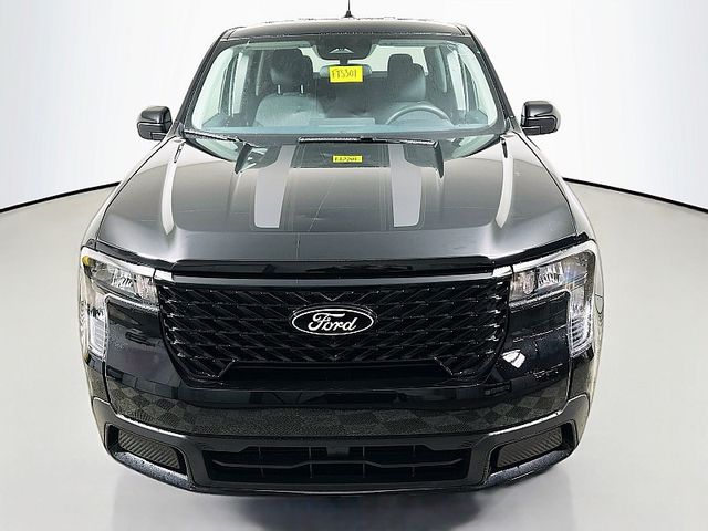 2025 Ford Maverick XLT - Photo 2