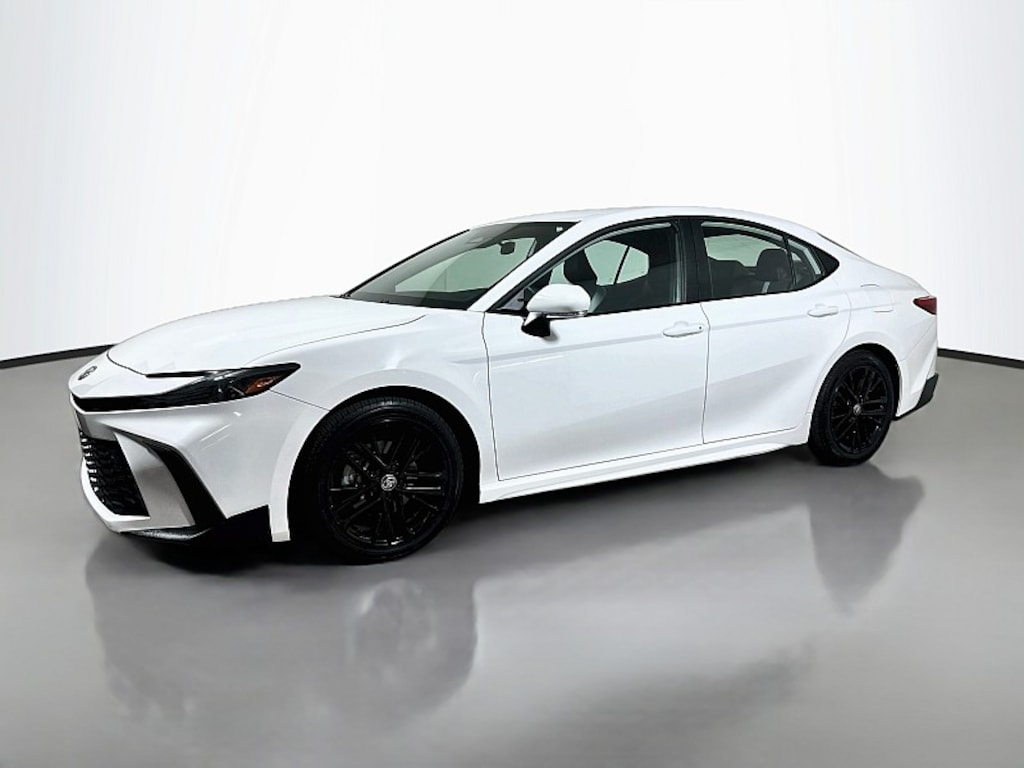 Used 2025 Toyota Camry SE Mid-Size Car
