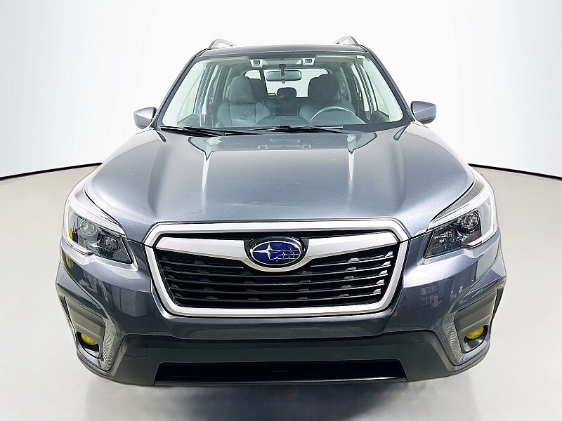 2021 Subaru Forester Premium photo 2