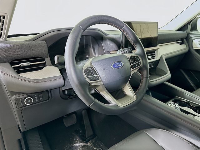 2026 Ford Explorer Active - Photo 9