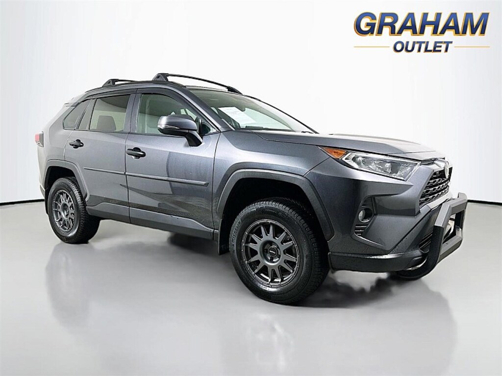 Used 2020 Toyota RAV4 XLE Compact SUV