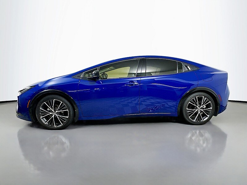 2023 Toyota Prius XLE photo 4