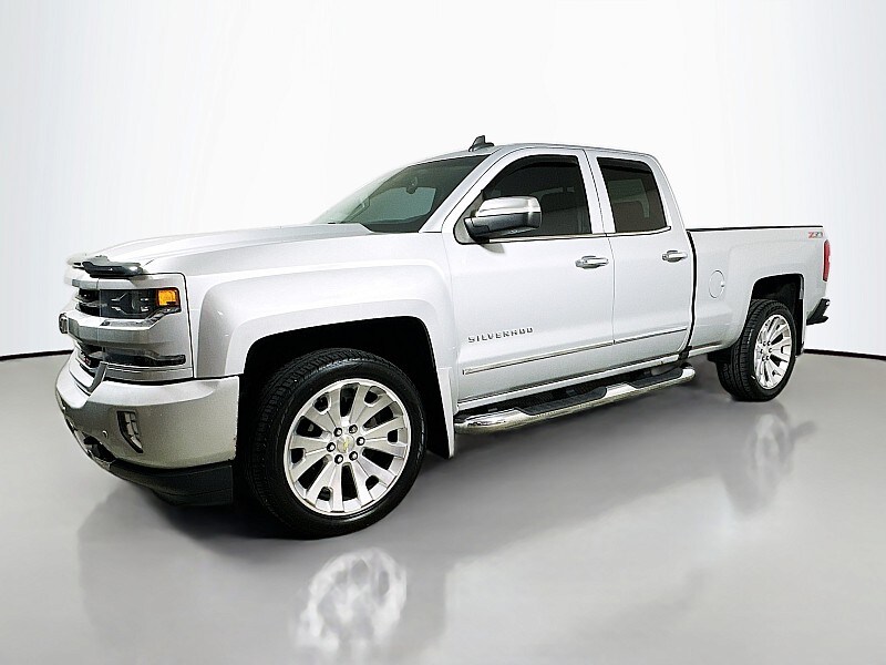 2016 Chevrolet Silverado 1500 LTZ photo 3