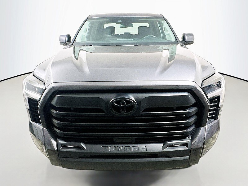 2024 Toyota Tundra SR5 CrewMax photo 2