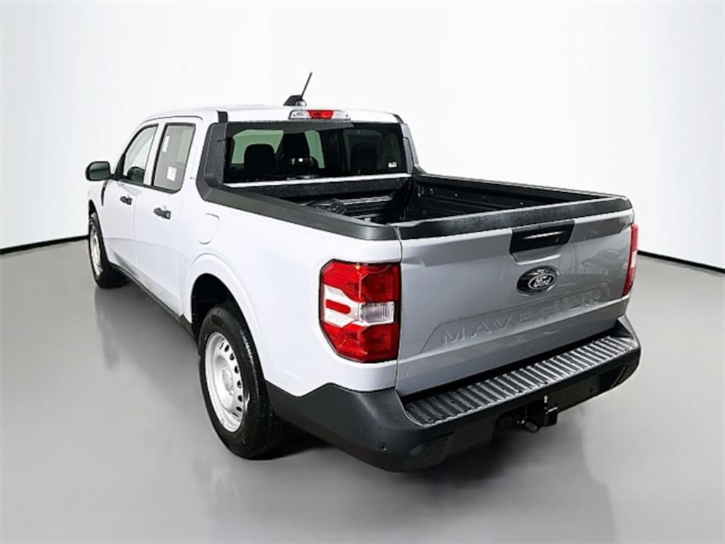 New 2025 Ford Maverick XL TRUCK