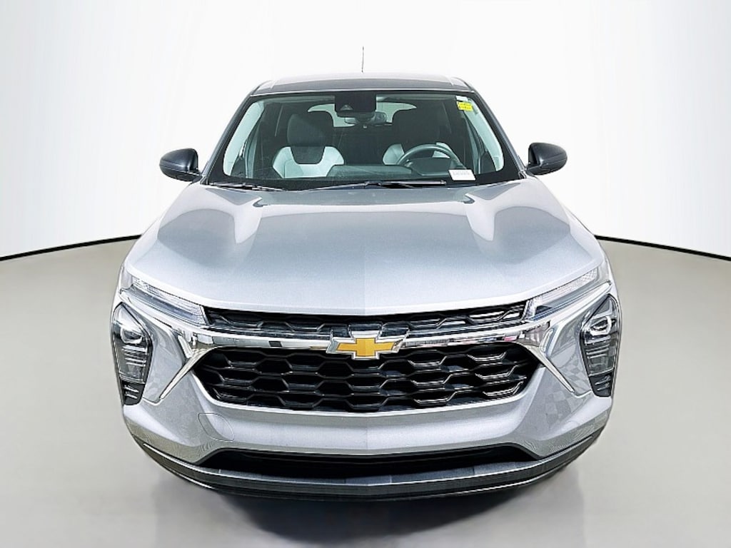 Used 2024 Chevrolet Trax LS Crossover SUV