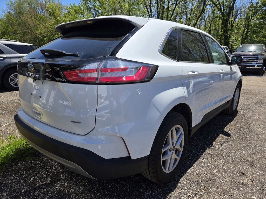 Used 2024 Ford Edge SUV