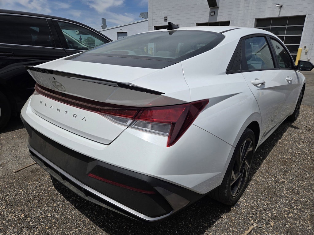 Used 2025 Hyundai Elantra SEL Sport Sedan