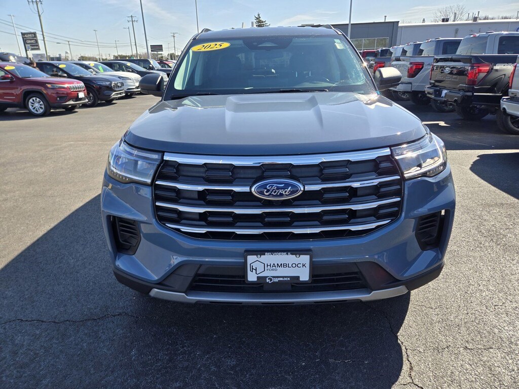 Used 2025 Ford Explorer Active SUV