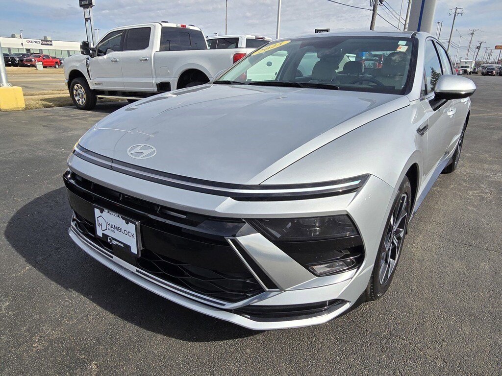 Used 2025 Hyundai Sonata SEL Sedan