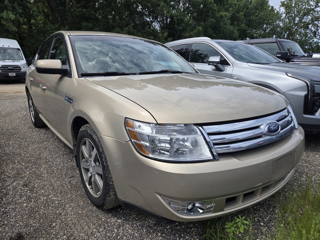 Used 2008 Ford Taurus SEL Sedan