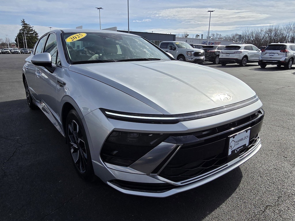 Used 2025 Hyundai Sonata SEL Sedan