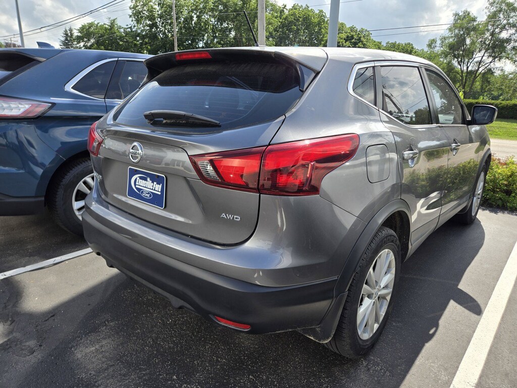 Used 2017 Nissan Rogue Sport S SUV