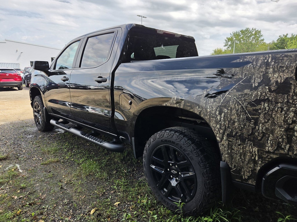 Used 2021 Chevrolet Silverado 1500 Custom Trail Boss Truck Crew Cab