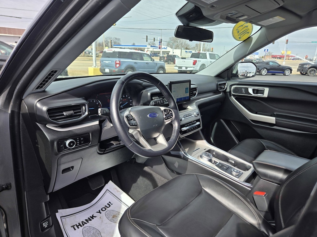 Used 2023 Ford Explorer XLT SUV