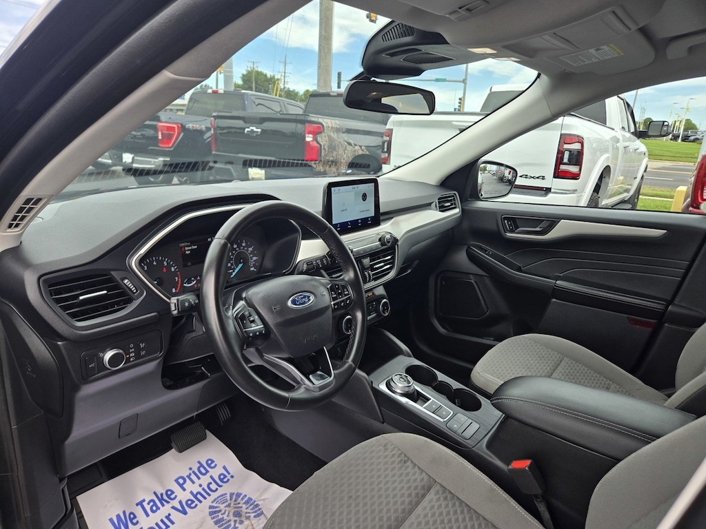 Used 2022 Ford Escape SE SUV