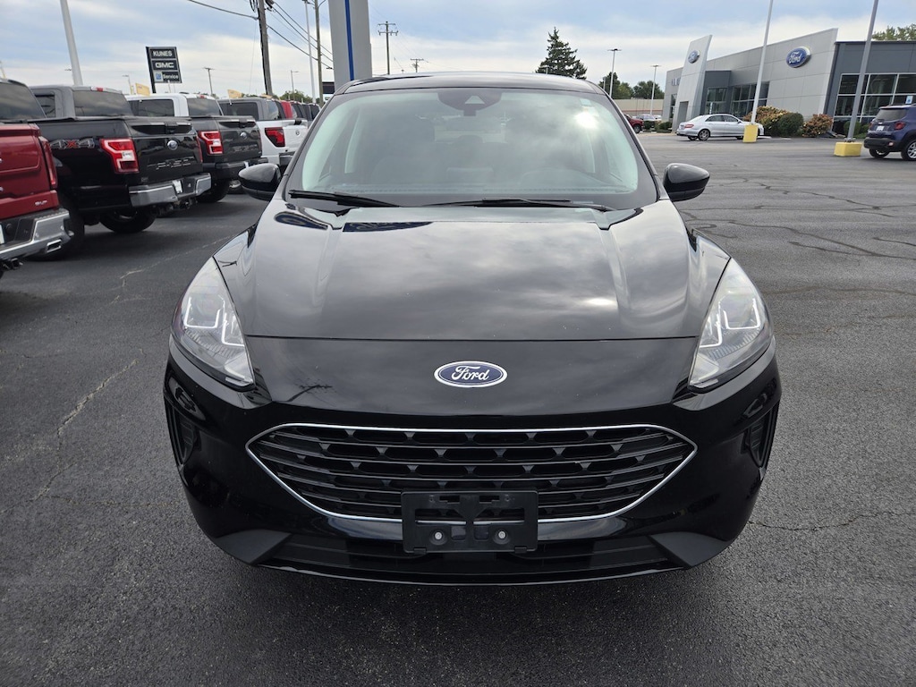 Used 2022 Ford Escape SE SUV