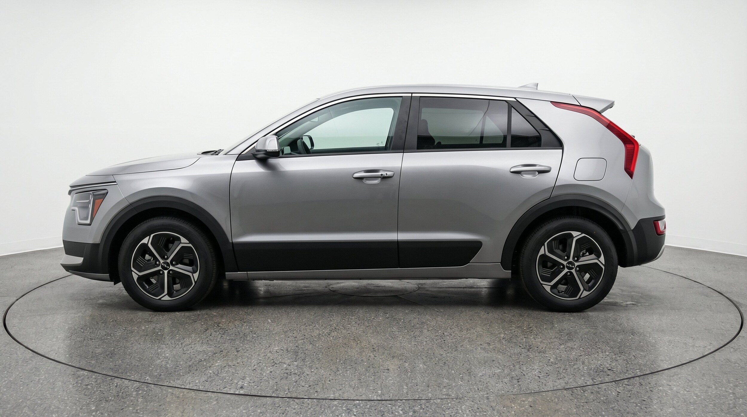 Thumbnail: 2026 Kia Niro - 5
