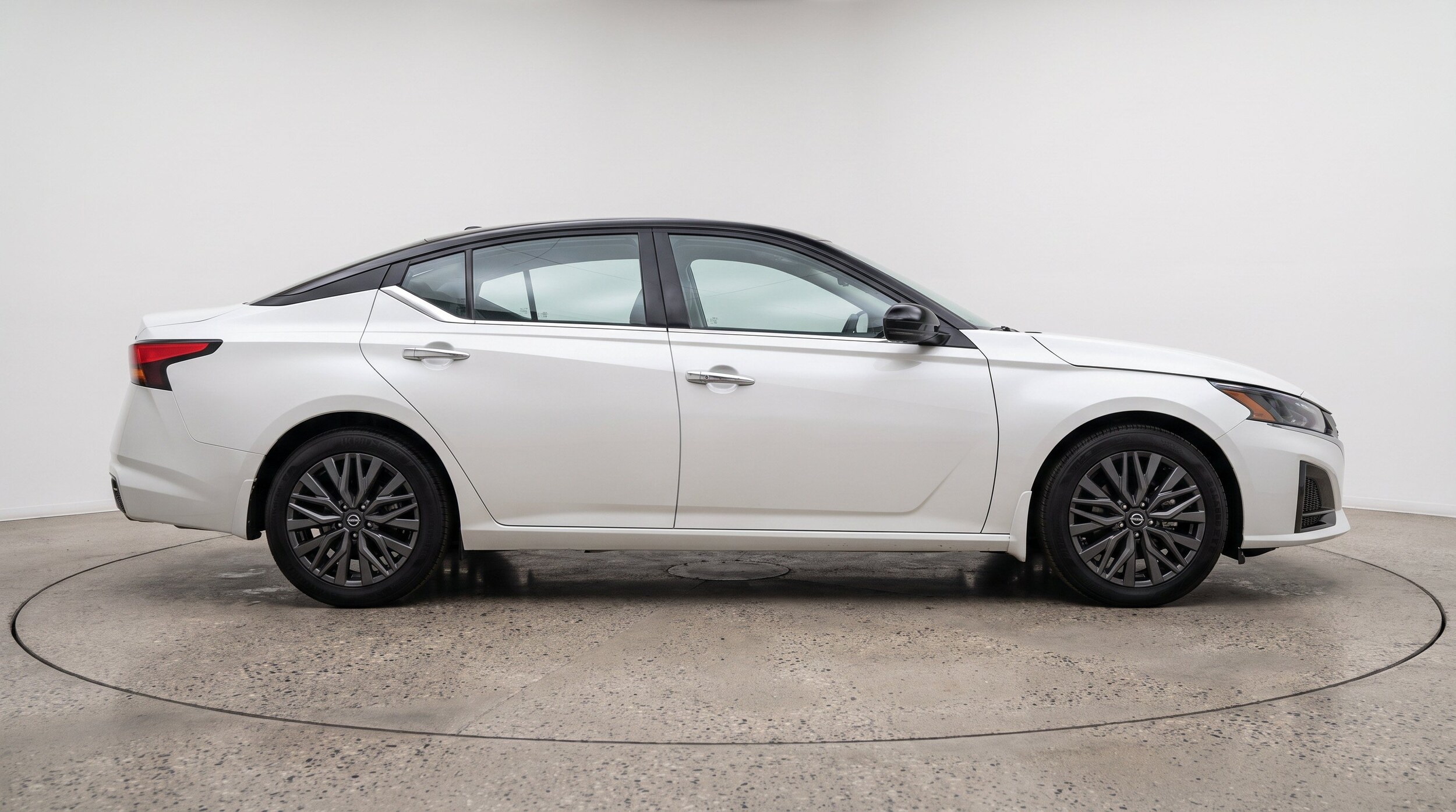 Thumbnail: 2025 Nissan Altima - 11