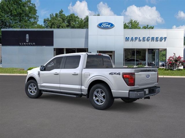 2025 Ford F-150 XLT photo 4