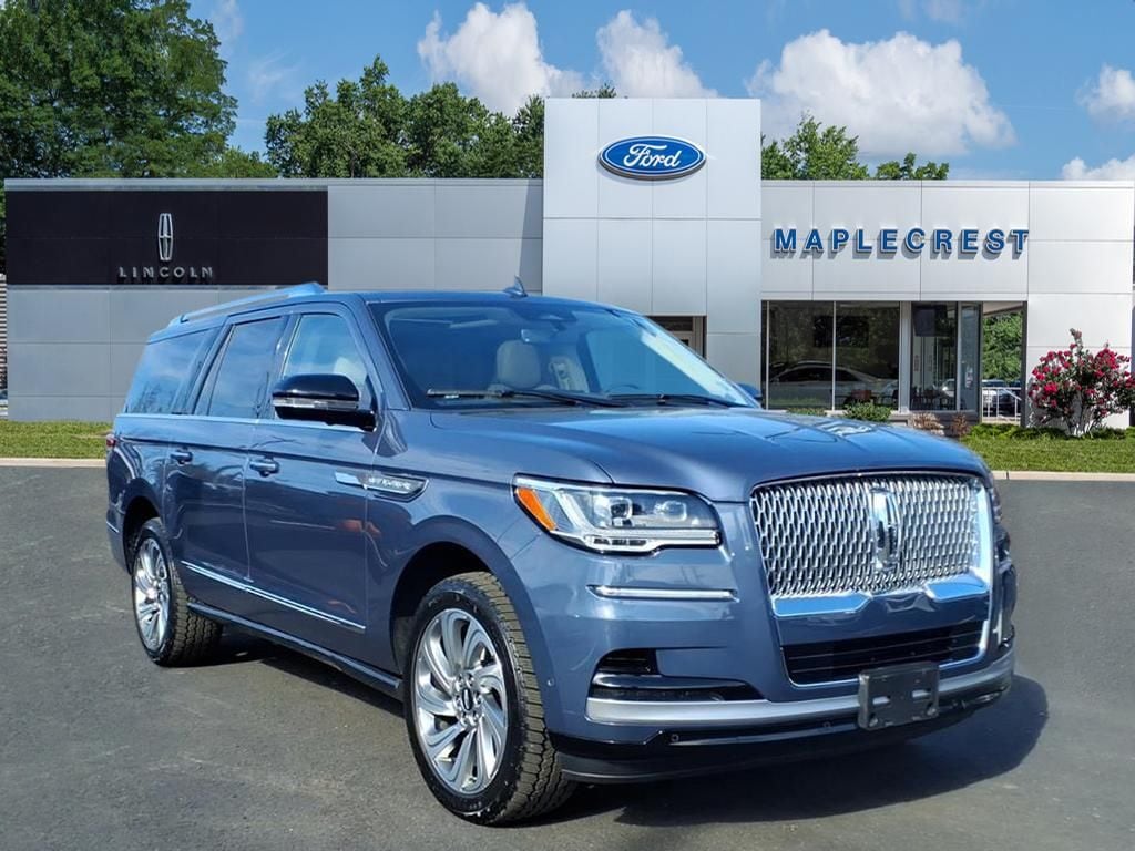 2023 Lincoln Navigator L SUV 