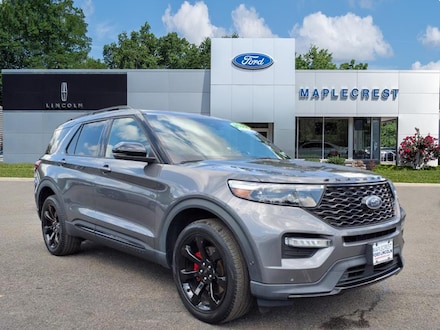 2022 Ford Explorer ST SUV
