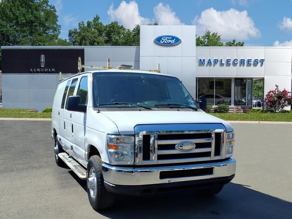 2014 Ford E-Series E-250 Van's photo