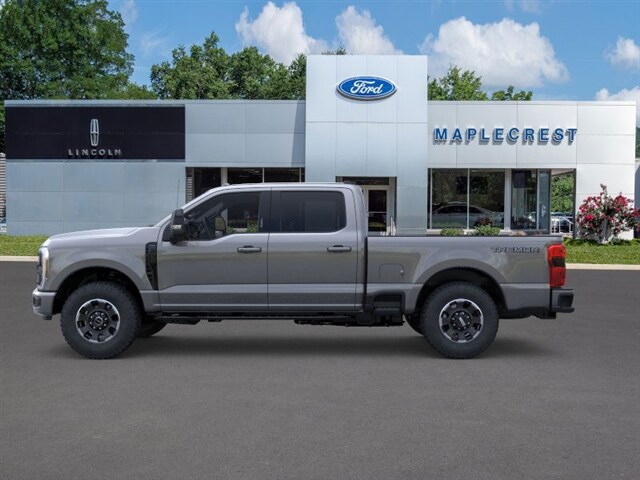 2025 Ford F-250 Lariat photo 2