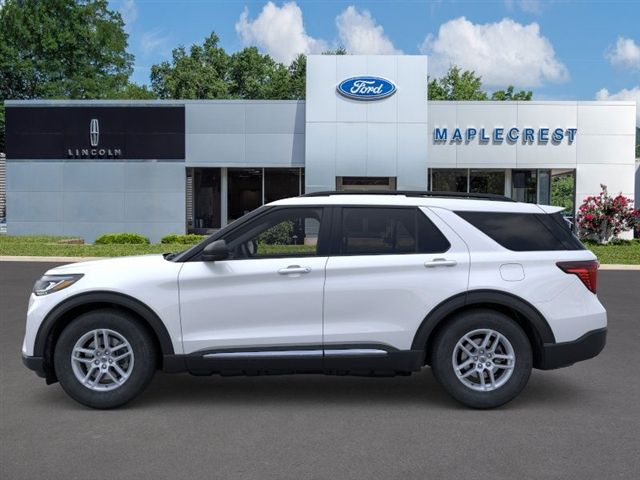 2025 Ford Explorer photo 3
