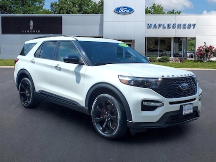 2022 Ford Explorer ST SUV