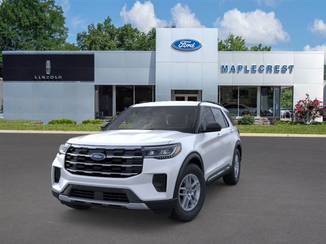 2025 Ford Explorer photo 2