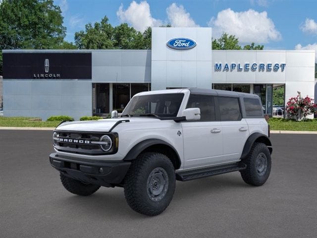 2025 Ford Bronco 4-Door Outer Banks's photo